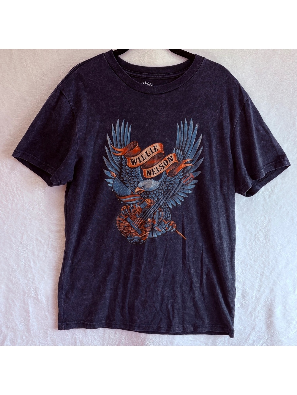 Willie Nelson Eagle Guitar T-Shirt Men’s Small Navy Blue Mineral Wash Tee